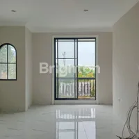 WhatsApp Image 2025 03 25 at 09.12.17 1