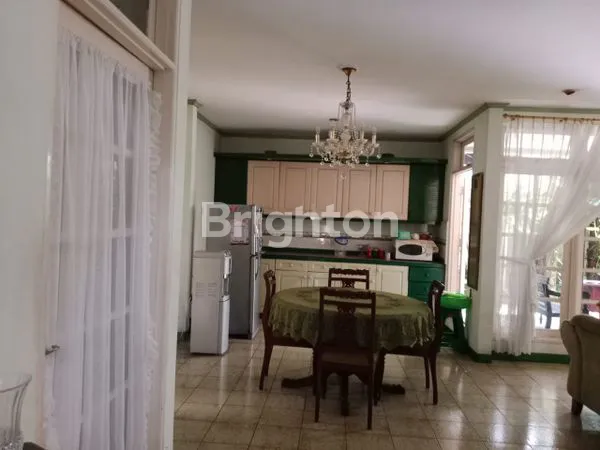 image RUMAH DIJUAL BERTINGKAT BAGUS JAKARTA (7)
