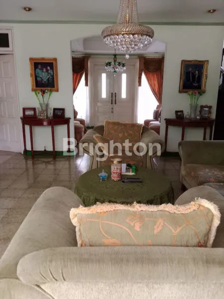 image RUMAH DIJUAL BERTINGKAT BAGUS JAKARTA (6)
