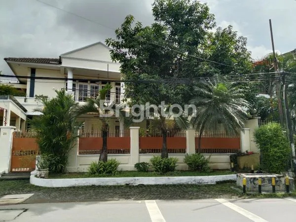 image RUMAH DIJUAL BERTINGKAT BAGUS JAKARTA (2)