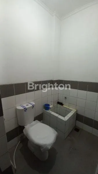 image RUKO 3,5 LANTAI BARU RENOVASI SIAP PAKAI MOH TOHA (3)