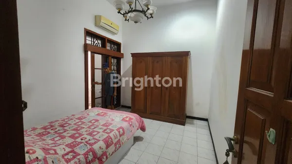 image RUMAH DHARMAHUSADA INDAH, MANYAR, KERTAJAYA, FULL FURNISH (4)