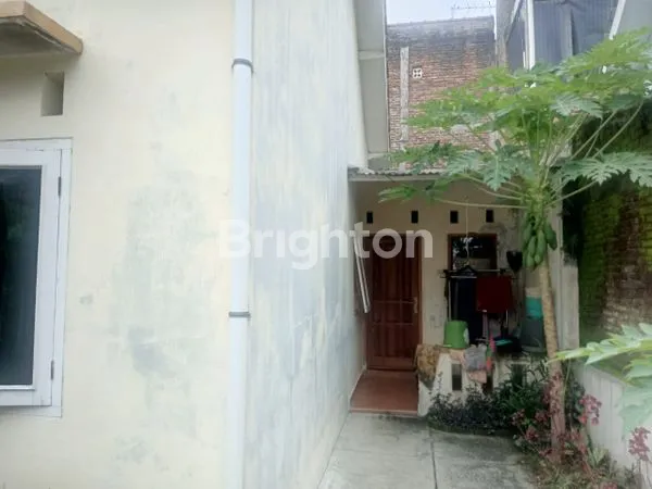 image RUMAH PABELAN SALATIGA (6)