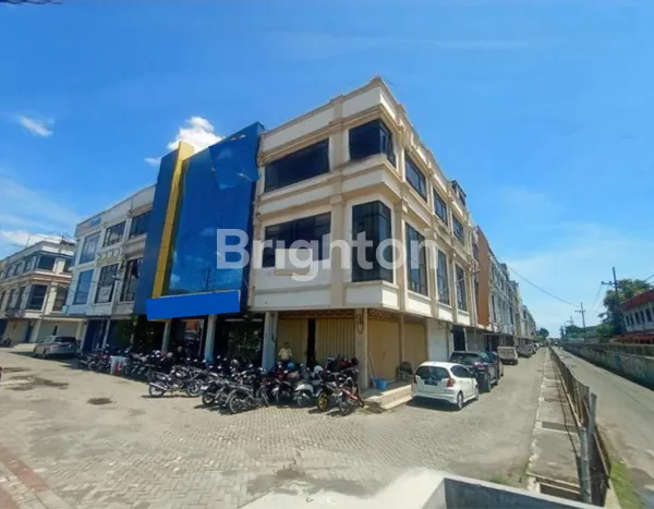 image RUKO 3 LANTAI DI RUNGKUT MEGAH RAYA SURABAYA TIMUR - SANGAT COCOK UNTUK KANTOR (1)