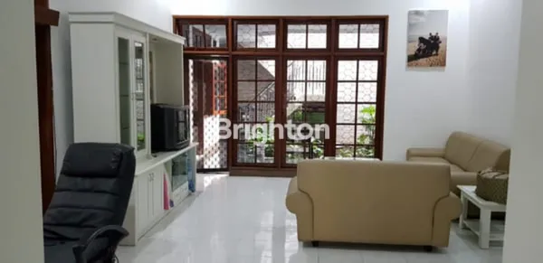 image TAMAN DEPAN BELAKANG CLEAN DKT MANYAR KERTOARJO,WISMA PERMAI BARAT,SUTOREJO PRIMA SELATAN,MULYOSARI,WISMA MUKTI,KLAMPIS ANOM,KLAMPIS INDAH,PURI GALAXY BUMI PERMAI ARAYA,KERTAJAYA INDAH TIMUR,DHARMAHUSADA INDAH,MANYAR TOMPOTIKA,MANYAR TIRTOYOSO,REGENCY 21 (3)