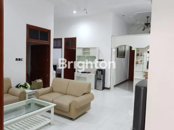 image TAMAN DEPAN BELAKANG CLEAN DKT MANYAR KERTOARJO,WISMA PERMAI BARAT,SUTOREJO PRIMA SELATAN,MULYOSARI,WISMA MUKTI,KLAMPIS ANOM,KLAMPIS INDAH,PURI GALAXY BUMI PERMAI ARAYA,KERTAJAYA INDAH TIMUR,DHARMAHUSADA INDAH,MANYAR TOMPOTIKA,MANYAR TIRTOYOSO,REGENCY 21 (1)