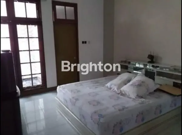 image TAMAN DEPAN BELAKANG CLEAN DKT MANYAR KERTOARJO,WISMA PERMAI BARAT,SUTOREJO PRIMA SELATAN,MULYOSARI,WISMA MUKTI,KLAMPIS ANOM,KLAMPIS INDAH,PURI GALAXY BUMI PERMAI ARAYA,KERTAJAYA INDAH TIMUR,DHARMAHUSADA INDAH,MANYAR TOMPOTIKA,MANYAR TIRTOYOSO,REGENCY 21 (4)