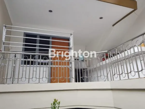 image TAMAN DEPAN BELAKANG CLEAN DKT MANYAR KERTOARJO,WISMA PERMAI BARAT,SUTOREJO PRIMA SELATAN,MULYOSARI,WISMA MUKTI,KLAMPIS ANOM,KLAMPIS INDAH,PURI GALAXY BUMI PERMAI ARAYA,KERTAJAYA INDAH TIMUR,DHARMAHUSADA INDAH,MANYAR TOMPOTIKA,MANYAR TIRTOYOSO,REGENCY 21 (8)