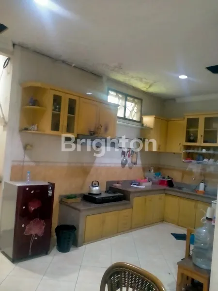 image RUMAH 2 LANTAI SURABAYA UTARA (7)