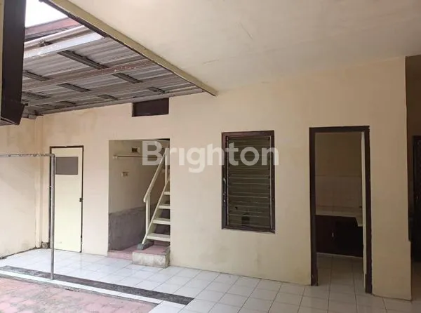 image RUMAH BOGEN LOKASI STRATEGIS DI PUSAT KERAMAIAN (5)