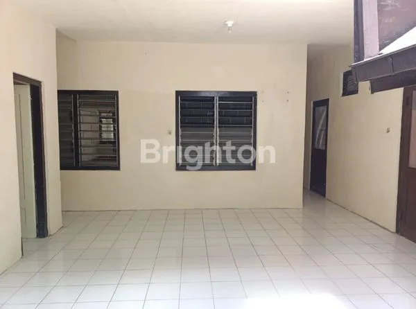 image RUMAH BOGEN LOKASI STRATEGIS DI PUSAT KERAMAIAN (4)