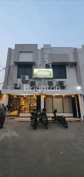 image RUKO GANDENG JALAN INSPEKSI KALIMALANG KOTA GRAND WISATA BEKASI (1)