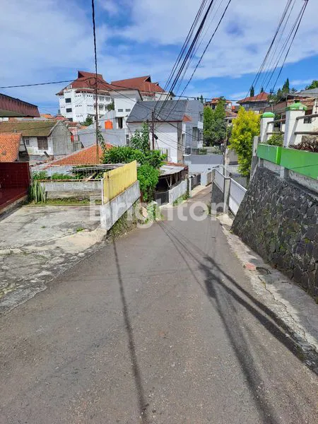 image JUAL RUMAH DI DAGO (4)