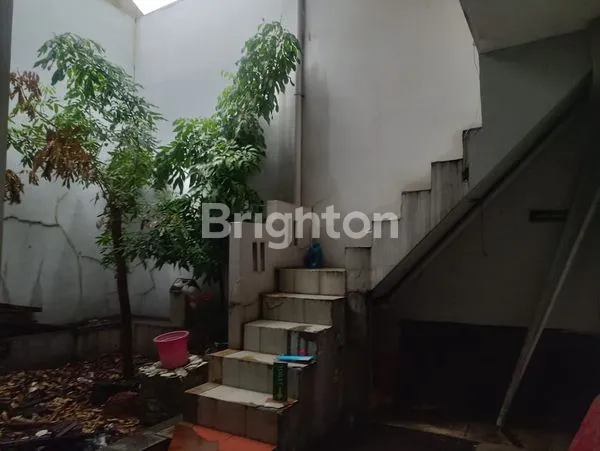 image RUMAH SIAP HUNI 2 LANTAI CIPINANG (4)