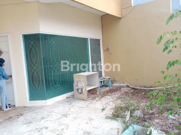 image JUAL CEPAT-MURAH RUMAH 3 LANTAI, LOKASI STRATEGIS CANDI LONTAR, FASILITAS2 UMUM LENGKAP (2)