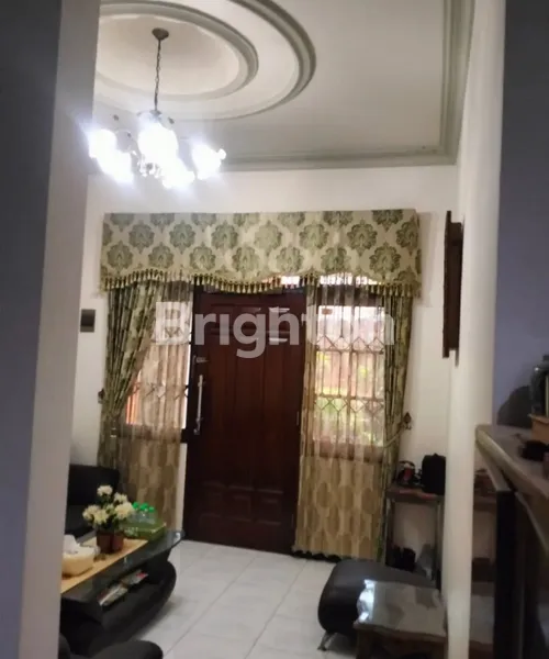 image RUMAH SIAP HUNI DI BOULEVARD TAMAN PONDOK INDAH, WIYUNG (2)