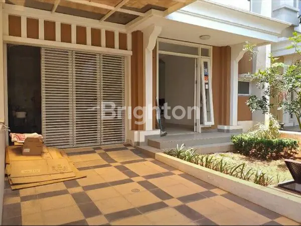 image RUMAH 2 LANTAI DI SUMMARECON BEKASI NEGO (8)