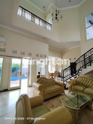 image RUMAH MEWAH + KOLAM RENANG DI DIENG MALANG (23)