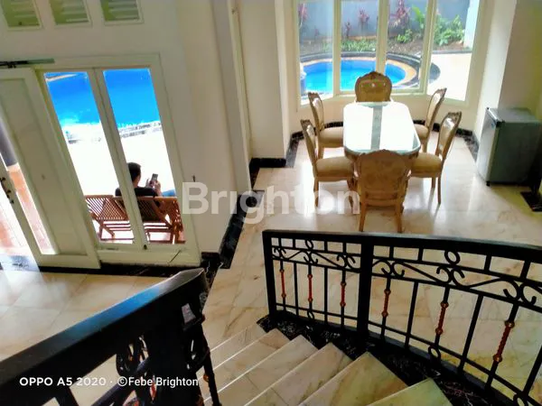 image RUMAH MEWAH + KOLAM RENANG DI DIENG MALANG (28)