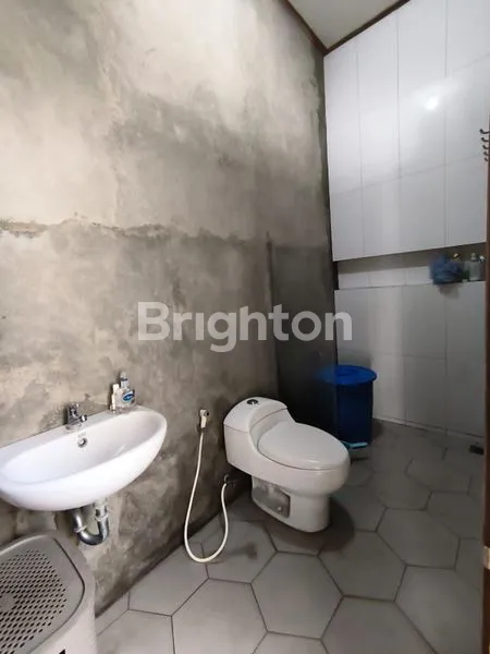 image RUMAH COLOMADU, LUAS DAN ASRI (5)