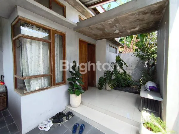 image RUMAH COLOMADU, LUAS DAN ASRI (2)