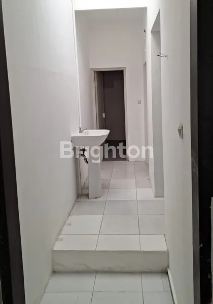 image RUKO PERKANTORAN NOL JALAN BESAR COCOK UNTUK KANTOR DAN USAHA LAINNYA DI JALAN KARTINI (5)