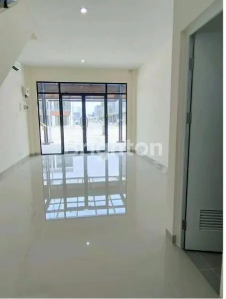 image RUKO HAMPTON PROMENADE DI GADING SERPONG (4)