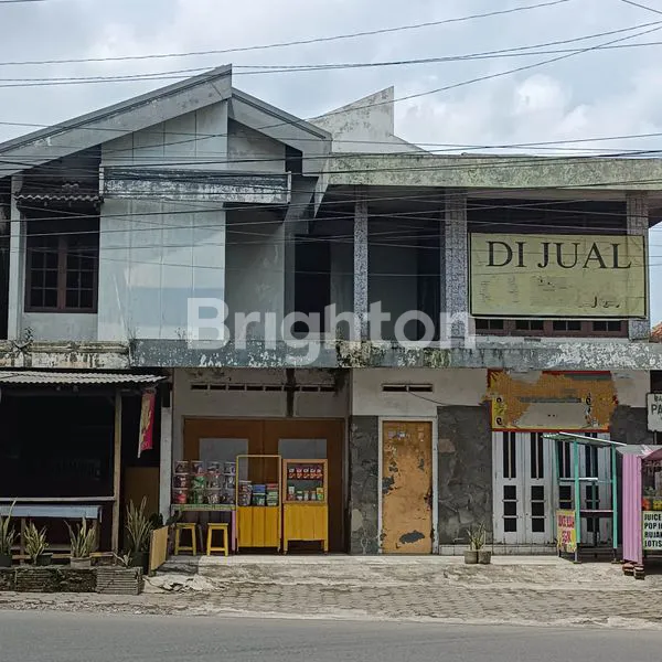 image RUMAH LUAS DI JATEN KARANGANYAR (1)
