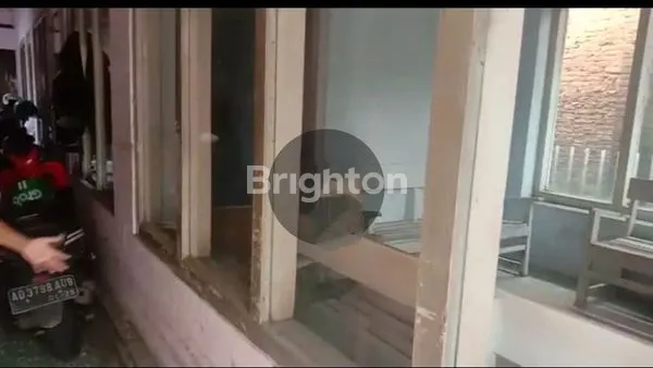 image RUMAH LUAS DI JATEN KARANGANYAR (2)