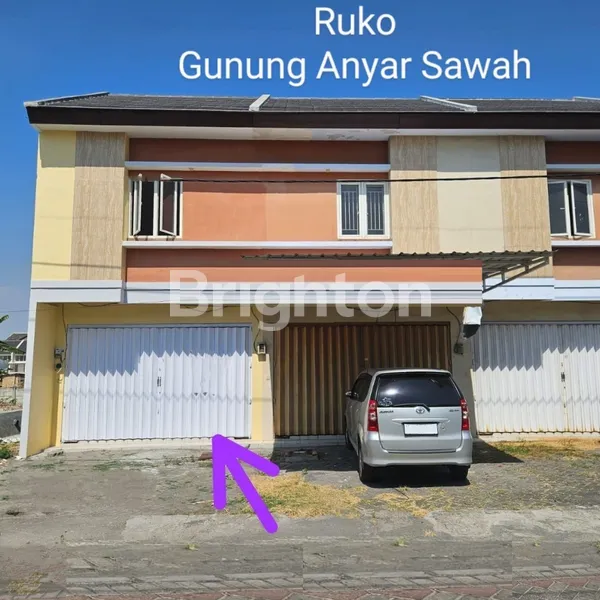 image RUKO 2 LANTAI (LEBAR 4.5M) STRATEGIS JALAN RAYA GUNUNGANYAR SAWAH DEKAT UPN RUNGKUT MEDOKAN PEJARINGAN PURIMAS MERR KEDUNG BARUK (1)