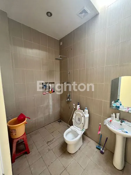 image RUMAH BABATAN PRATAMA KONDISI BANGUNAN BARU  (8)