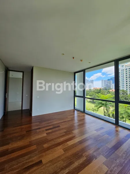 APARTEMEN ROSEBAY GRAHA FAMILI DOUBLE VIEW !!