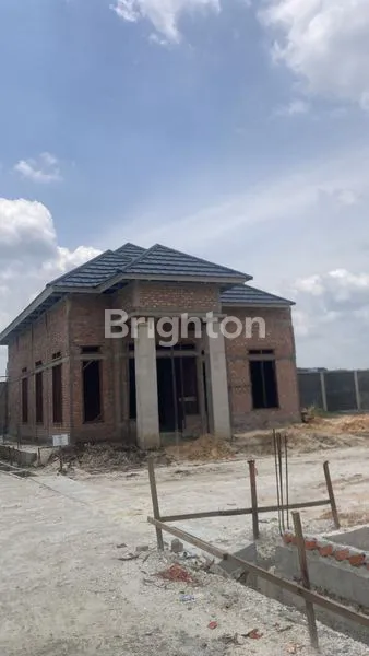 image RUMAH BARU DEKAT MALL SKA (7)