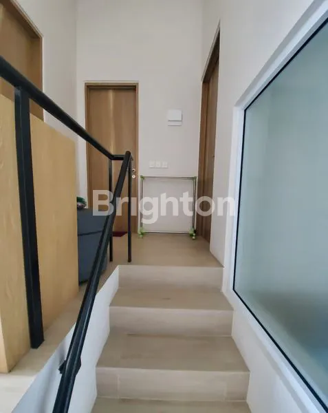 image RUMAH TABEBUYA BSDCITY TANGERANG SELATAN (8)