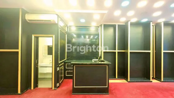 image BANGUNAN TOKO 1 LANTAI, BANGUNAN & INTERIOR BAGUS STRATEGIS BEBAS BANJIR DI PASAR BARU, JAKARTA PUSAT (3)