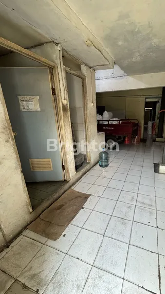 image RUKO GANDENG DEPAN BELAKANG 2 LANTAI PASAR PAGI ASEMKA JAKARTA BARAT ATAP BAJA RINGAN LT 151 LB 300 HGB LEBAR 4,5METER (7)