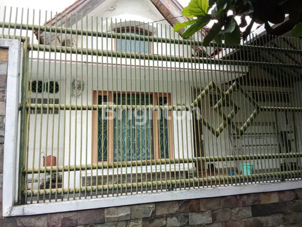 image RUMAH SIAP HUNI  TAMAN SEMANAN INDAH  JAKARTA BARAT (8)