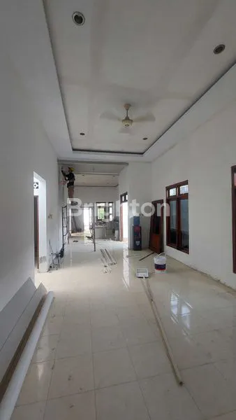 image RUMAH STRATEGIS DI JL. WIDOSARI, YOGYAKARTA – DEKAT KAMPUS & RS, COCOK UNTUK HUNIAN, KOS, ATAU HOMESTAY! (3)