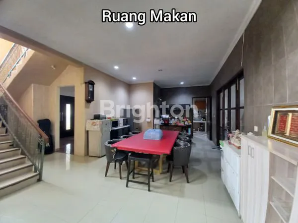 image RUMAH CLUSTER 2 LANTAI DI ALAM SUTRA TANGERANG  (3)