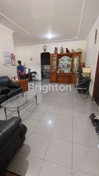 image RUMAH PERMATA BUANA PURI KEMBANGAN JAKARTA BARAT HOEK LUAS TANAH 266 HADAP TIMUR DAN SELATAN (4)