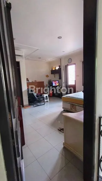 image RUMAH PERMATA BUANA PURI KEMBANGAN JAKARTA BARAT HOEK LUAS TANAH 266 HADAP TIMUR DAN SELATAN (8)