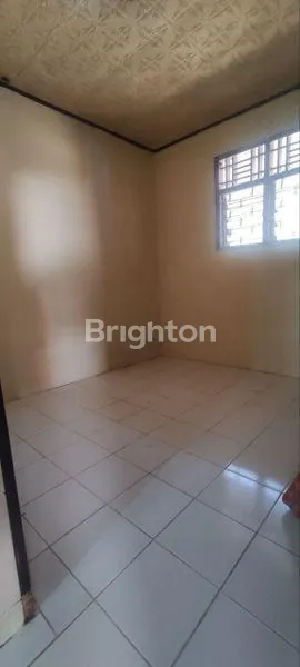 image RUMAH PLUS TIGA KONTRAKAN (5)