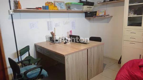 image RUKO 3 LANTAI LOKASI STRATEGIS COCOK BERBAGAI JENIS USAHA DI KUTA (4)