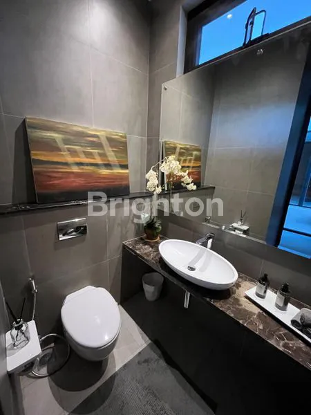 image RUMAH MEWAH HOOK SCANDINAVIAN DI HANOMAN KRAPYAK DEKAT BANDARA SEMARANG (8)