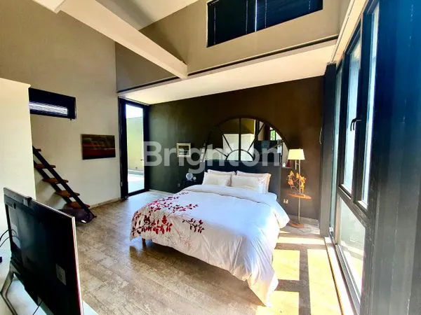 image RUMAH MEWAH HOOK SCANDINAVIAN DI HANOMAN KRAPYAK DEKAT BANDARA SEMARANG (5)