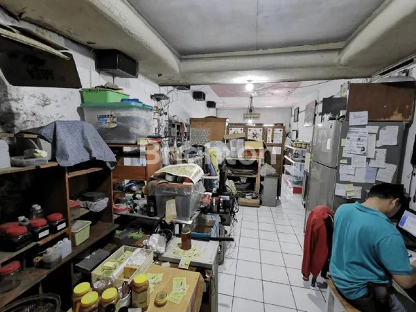 image DIJUAL RUMAH DENGAN LOKASI PREMIUM BANGUNAN EKSISTING MAINROAD SEDERHANA DEKAT PVJ DAN PASTEUR BANDUNG (3)