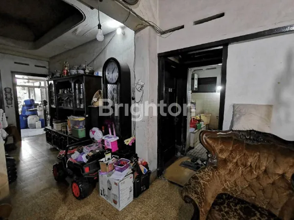 image DIJUAL RUMAH DENGAN LOKASI PREMIUM BANGUNAN EKSISTING MAINROAD SEDERHANA DEKAT PVJ DAN PASTEUR BANDUNG (6)