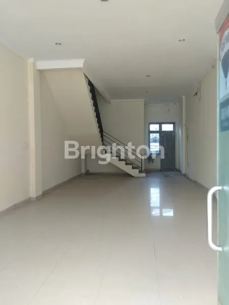 image RUKO SIAP PAKAI DI JL MT HARYONO BALIKPAPAN (4)