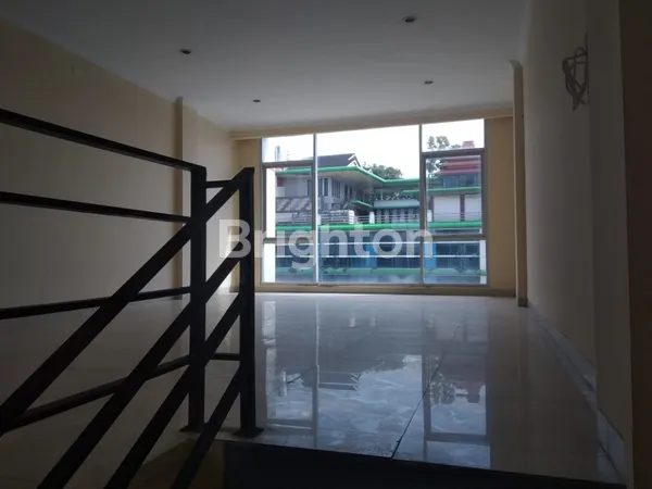 image RUKO SIAP PAKAI DI JL MT HARYONO BALIKPAPAN (5)