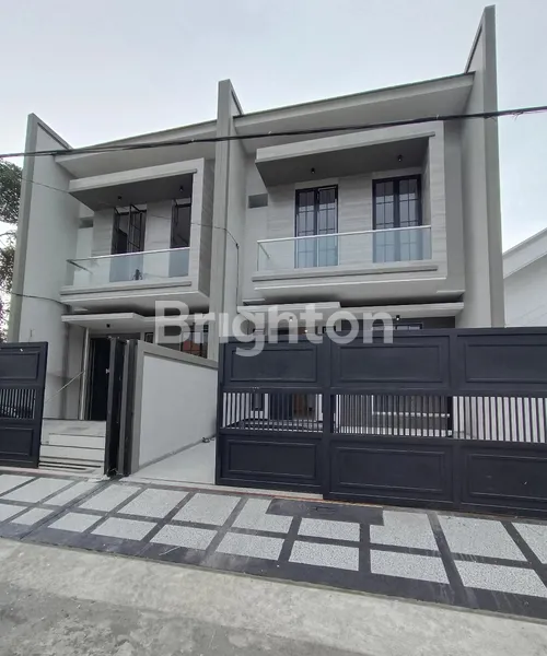 image RUMAH SIAP HUNI AREA DHARMAHUSADA, 2 MENIT DARI GALAXY MALL SURABAYA TIMUR (1)